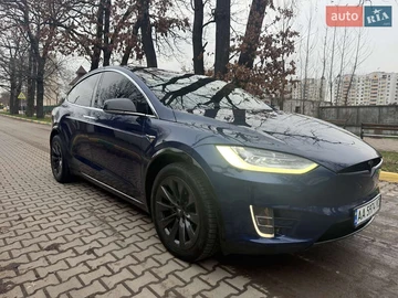 Авто Tesla Model X 2016 № 8218011