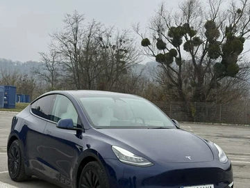Авто Tesla Model Y 2022 № 8218019