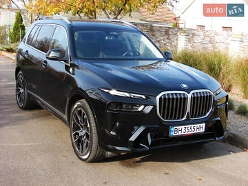 Авто BMW X7 2023 № 8218041