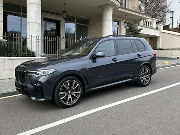 Авто BMW X7 2022 № 8218042