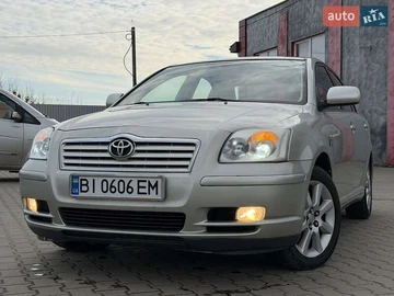 Авто Toyota Avensis 2003 № 8218102
