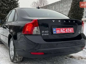 Авто Volvo S40 2010 № 8218323