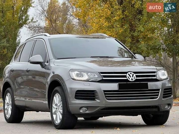 Авто Volkswagen Touareg 2012 № 8218516