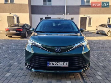 Авто Toyota Sienna 2021 № 8218678