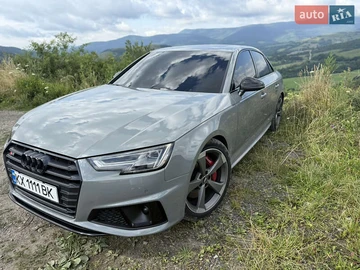 Авто Audi S4 2018 № 8218686