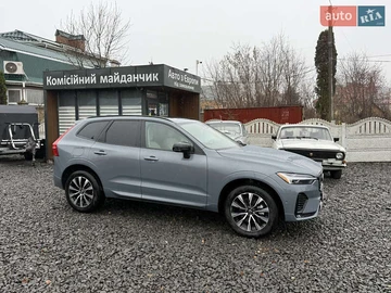 Авто Volvo Xc60 2023 № 8218800
