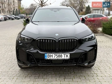 Авто BMW X5 2023 № 8218805