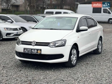 Авто Volkswagen Polo 2011 № 8219009