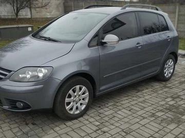Авто Volkswagen Golf Plus 2008 № 8219012