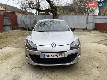 Авто Renault Megane 2011 № 8219046