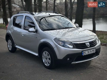Авто Dacia Sandero Stepway 2012 № 8219050