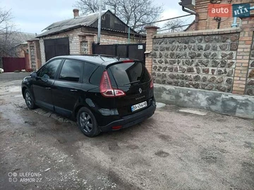 Авто Renault Scenic 2010 № 8219174