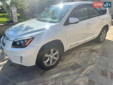 Авто Toyota Rav4 Ev 2013 № 8219256