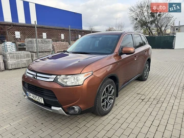 Авто Mitsubishi Outlander 2015 № 8219395