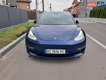 Авто Tesla Model 3 2021 № 8219610