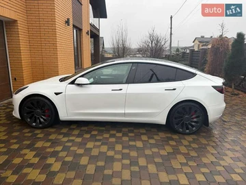 Авто Tesla Model 3 2022 № 8219628