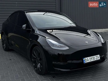 Авто Tesla Model Y 2023 № 8219650