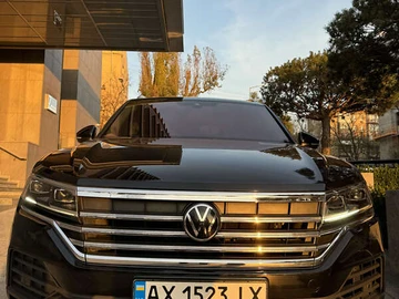 Авто Volkswagen Touareg 2020 № 8219757