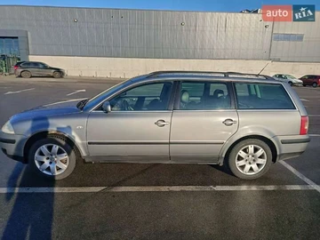Авто Volkswagen Passat 2002 № 8219951