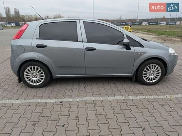 Авто Fiat Grande Punto 2011 № 8219981