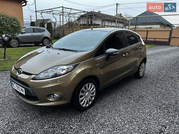 Авто Ford Fiesta 2011 № 8219982