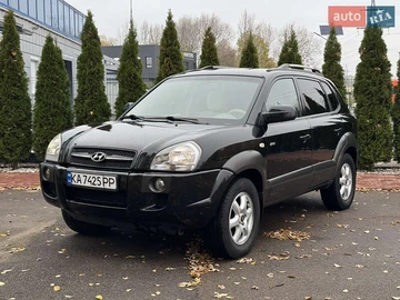 Авто Hyundai Tucson 2005 № 8220012