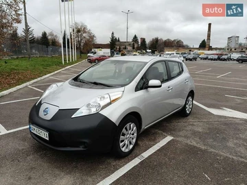 Авто Nissan Leaf 2014 № 8220050