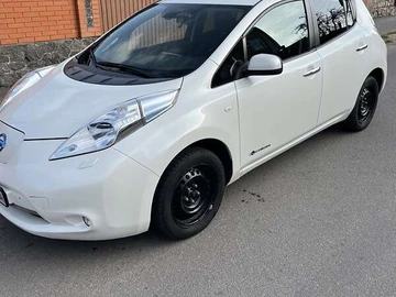 Авто Nissan Leaf 2015 № 8220052