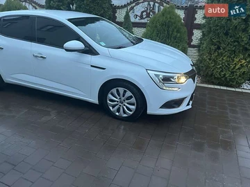 Авто Renault Megane 2016 № 8220102