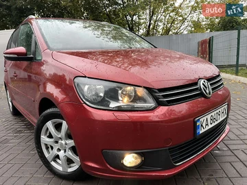 Авто Volkswagen Touran 2013 № 8220300