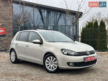 Авто Volkswagen Golf 2010 № 8220309