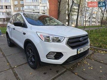Авто Ford Escape 2018 № 8220311