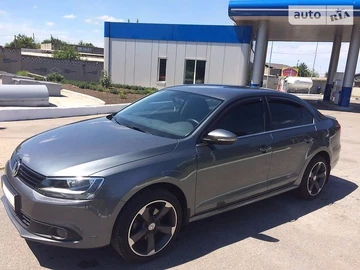 Авто Volkswagen Jetta 2012 № 8220331