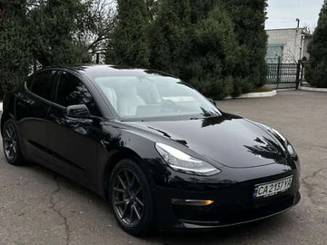 Авто Tesla Model 3 2018 № 8220471
