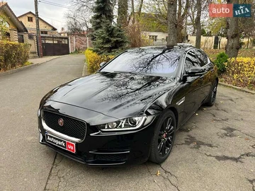 Авто Jaguar Xe 2019 № 8220472