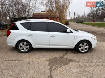 Авто KIA Ceed 2008 № 8220932