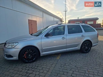 Авто Skoda Octavia 2010 № 8221032