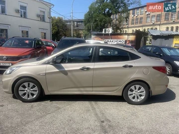 Авто Hyundai Accent 2013 № 8221071