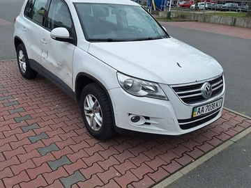 Авто Volkswagen Tiguan 2011 № 8221165