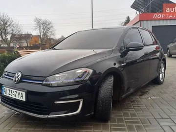 Авто Volkswagen E-Golf 2017 № 8221289