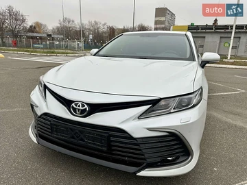 Авто Toyota Camry 2021 № 8221518