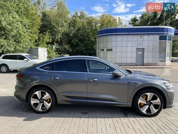Авто Audi E-Tron Sportback 2020 № 8221527