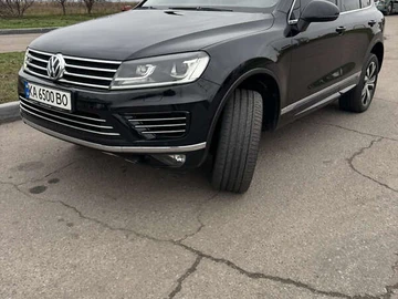 Авто Volkswagen Touareg 2016 № 8221531