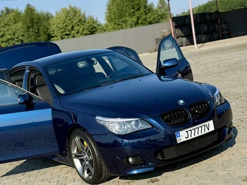 Авто BMW 5 Series 2007 № 8221869