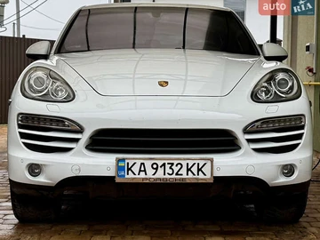 Авто Porsche Cayenne 2013 № 8222264