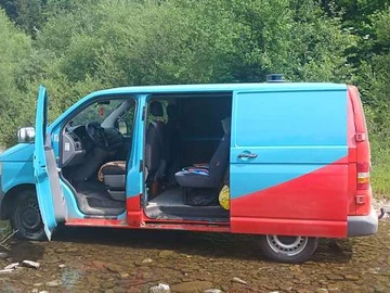 Авто Volkswagen Transporter 2003 № 8222467