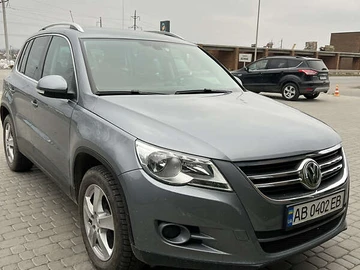 Авто Volkswagen Tiguan 2010 № 8222710