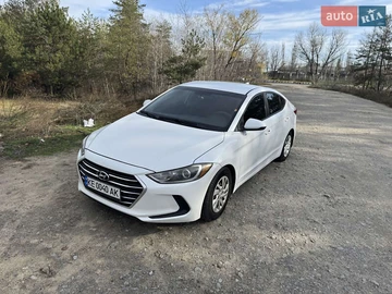 Авто Hyundai Elantra 2018 № 8222722