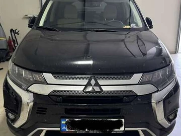 Авто Mitsubishi Outlander 2023 № 8222857