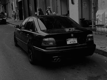 Авто BMW 5 Series 2001 № 8223003